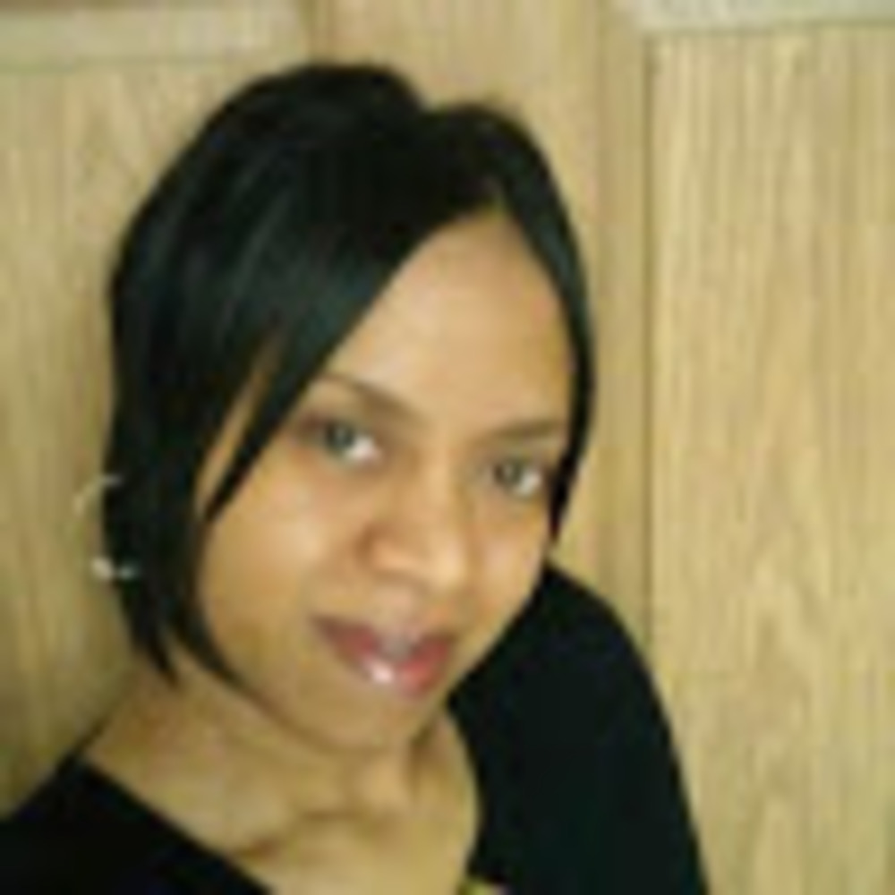 Meet your Posher, Devona